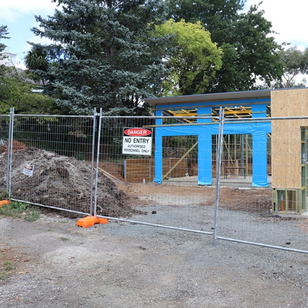 do you deliver and install temporary fencing and what's the cost for these services in Groton CT